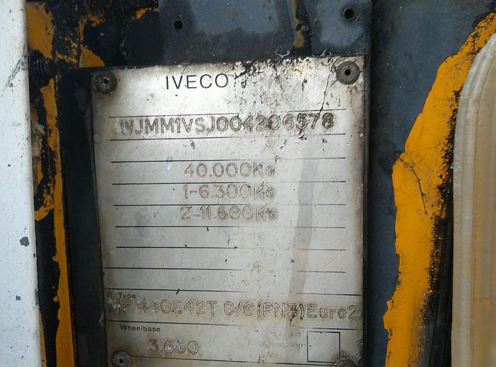 Usado 1996 IVECO  Eurotech 440E42 EURO 2 tractor unit