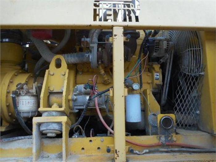 Used 2006 JOHN HENRY JH20