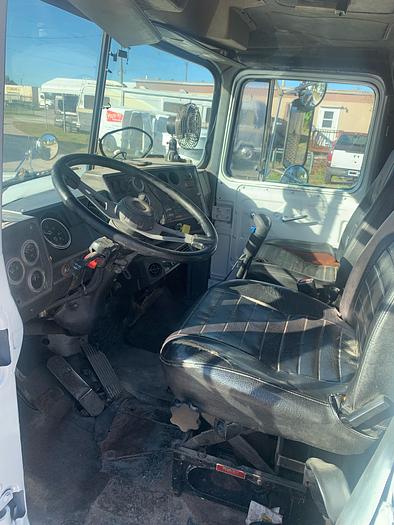 Used 2001 Mack RD 688S Tandem axle Roll oFF 60/tn Galbreth