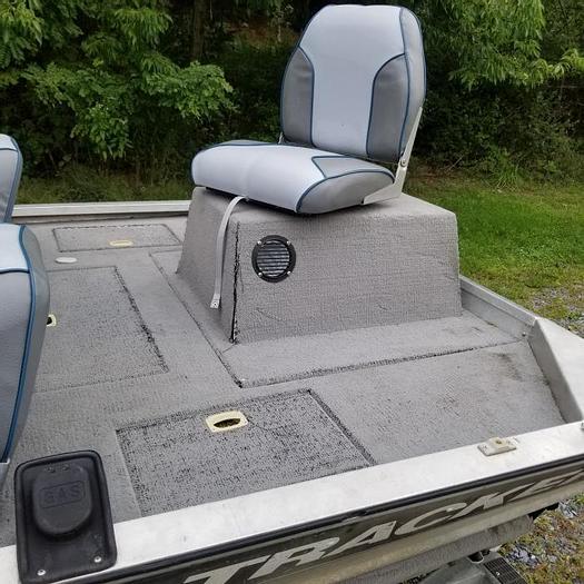 Used Used 1995 Bass Tracker Pro 18 Jet ~ SOLD