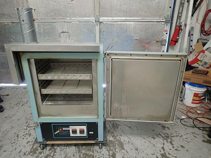 Used Blue M Model OV-500C-3 Stabil-Therm Electric Oven with Exhaust Connection