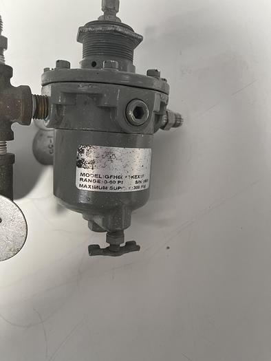 Used ITT ConoFlow GFH60XTKEX1G Filter Regulator w/ 0-1100PSI Gauge