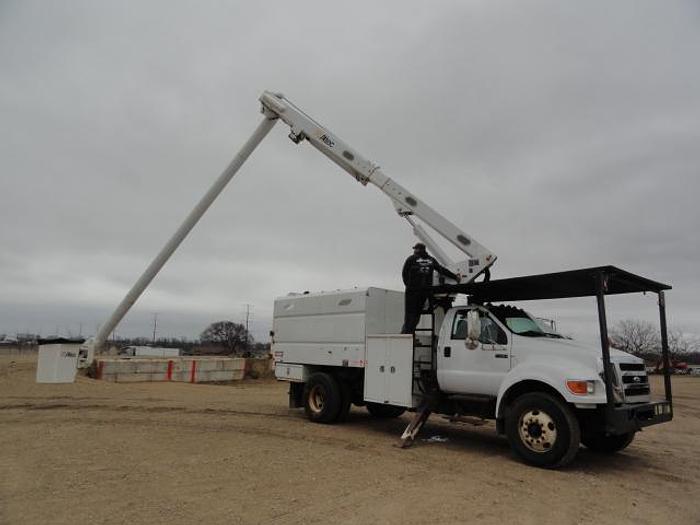 Used 2011 ALTEC LRV55