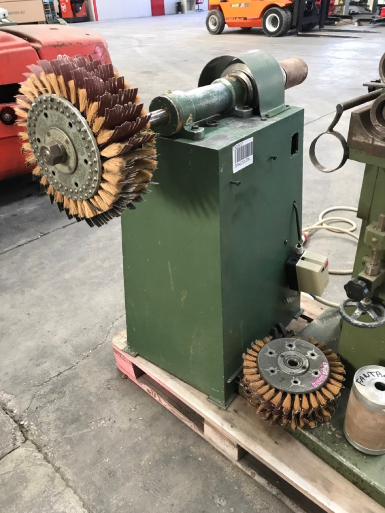 Usato Spazzolone con testa di carteggio e rullo ad aria