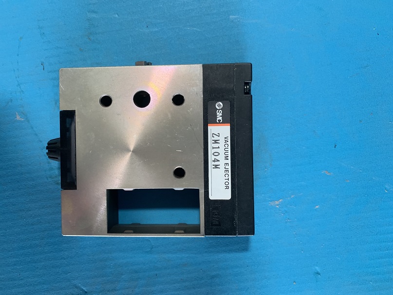 Used SMC vacuum injector zm104m