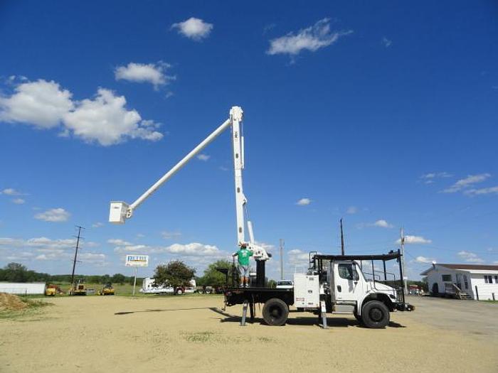 Used 2012 FREIGHTLINER BUSINESS CLASS M2 106