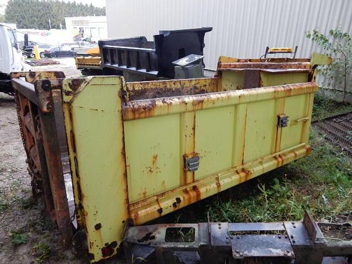 Used 12' Air Flo Gravel Box and Hoist