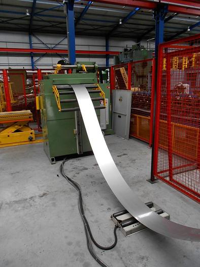 Gebruikt COMPLETE LIJN MET PERS APT