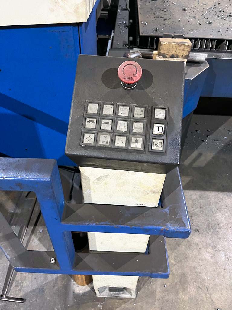 Used Trumpf Trumatic L3040 - Laser Cutting - 2006