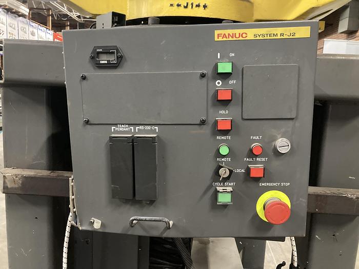 Used FANUC M-410iW ROBOT WITH JOULIN VACUUM HEAD