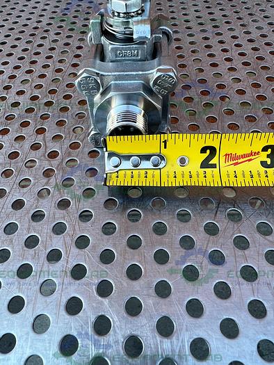 Used Hylok  S02BH-8T Ball Valve w/ 3/4" Threaded Fitting