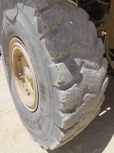 Used 2005 CATERPILLAR 775E