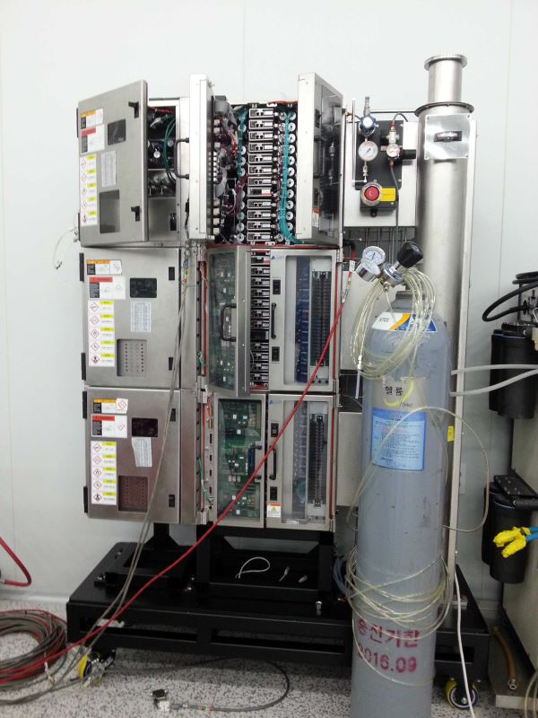 Used LAM 2300 Exelan 12inch