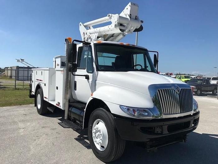 Used 2010 International 4300 Altec TA40 45ft Bucket Truck - C89398
