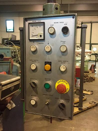 Usato TORNIO VERTICALE OMBA MM 1200