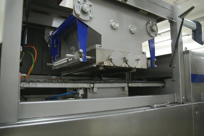 Used LLOVERAS CHOCOLATE MOULDING LINE (Solid and one-shot)
