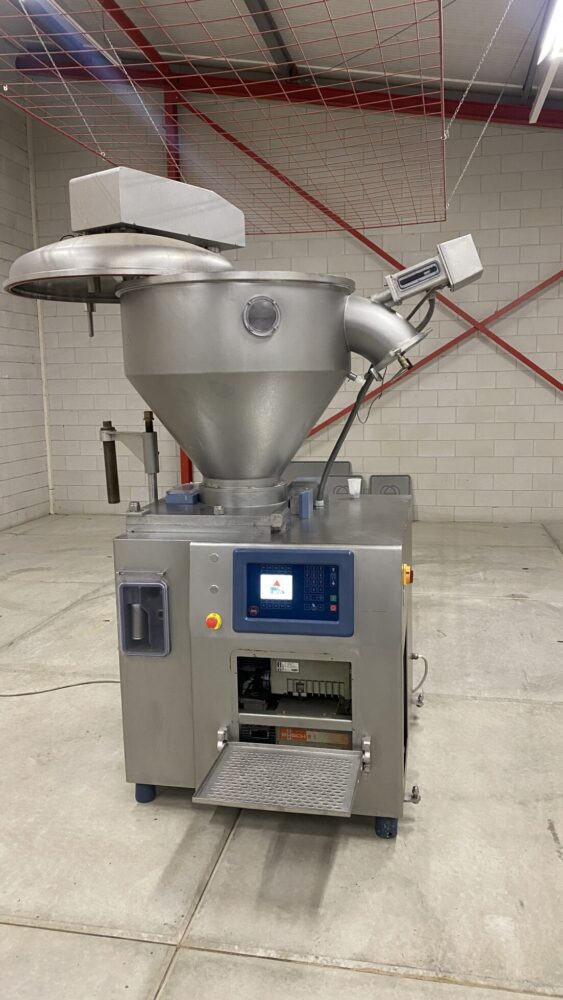Used Risco RS650 double vacuum filler