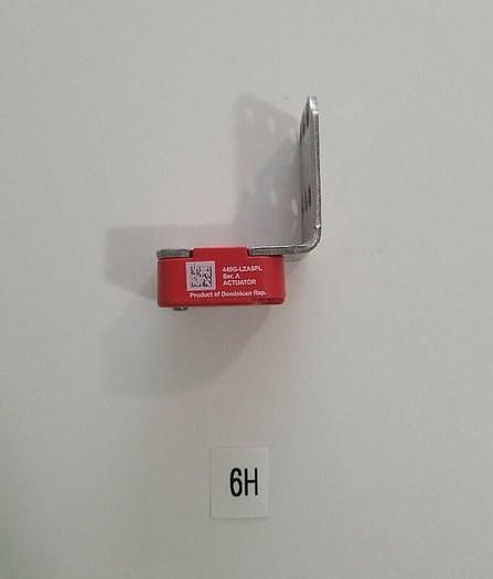 Used *PRE-OWNED* Allen Bradley 440G-LZASPL Ser. A Actuator Mounting Bracket
