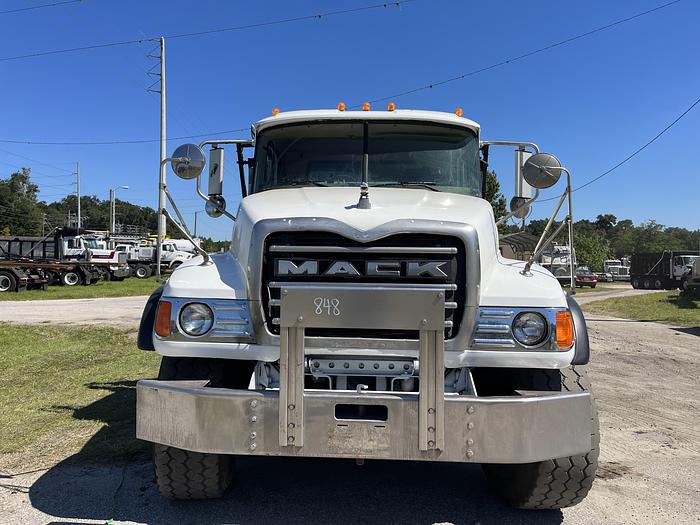 Used 2003 MACK CV713 Tandem-Axle Roll-Off Truck #5616