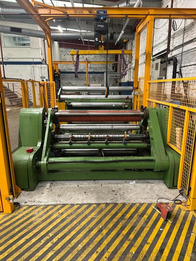 Used 1990 Atlas Centre Surface