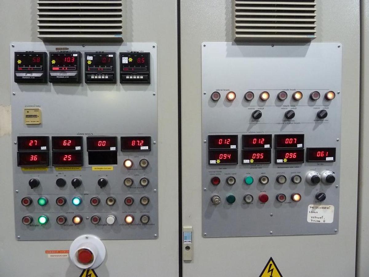 Used 1990 Reifenhauser / Atlas