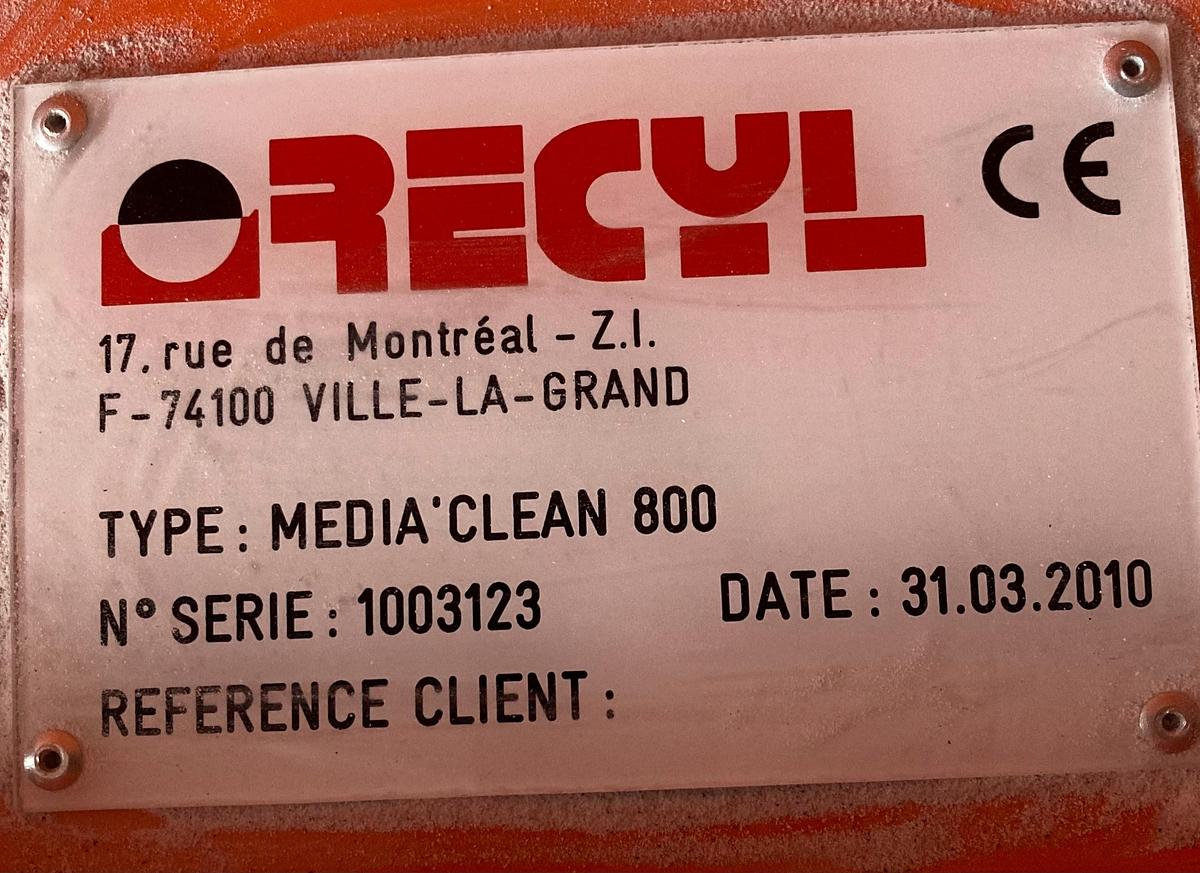 Used 2010 RECYL Media Clean 800