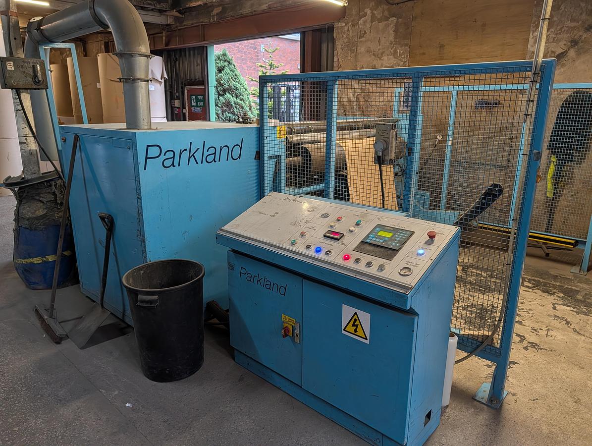 Used 2000 Parkland SM300