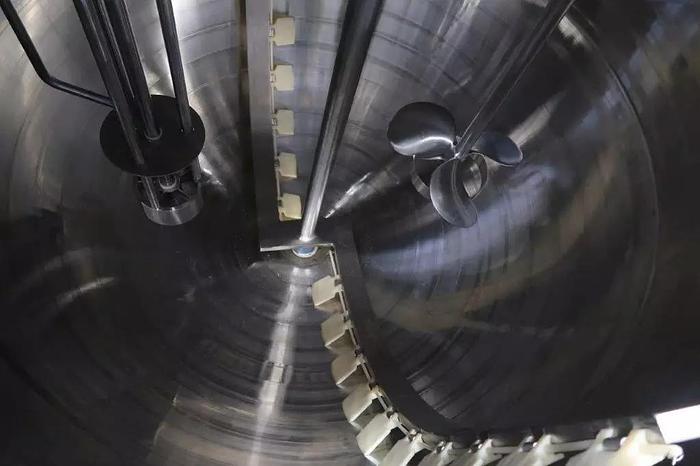 Used 500 GALLON LEE TRIPLE MOTION KETTLE - T 316 SS - 125 PSI JACKET