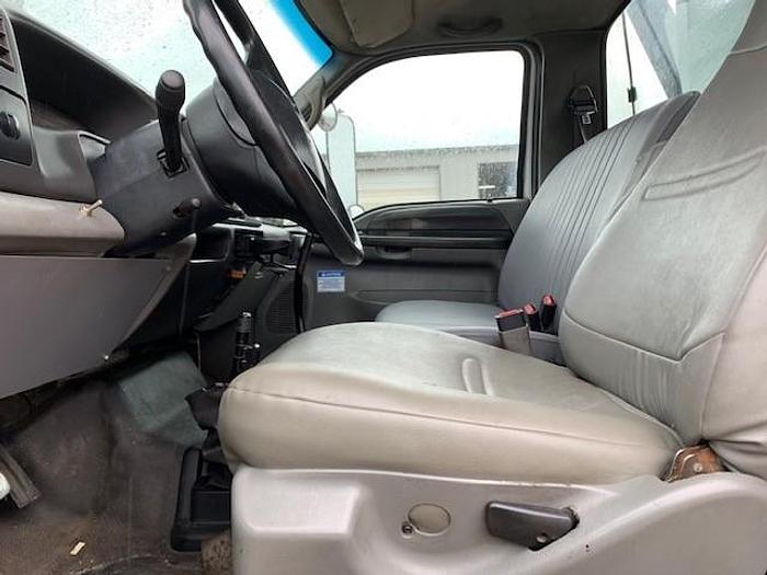 Used 2006 Ford F750 Non-CDL Elliott L60 Sign Crane - M47707