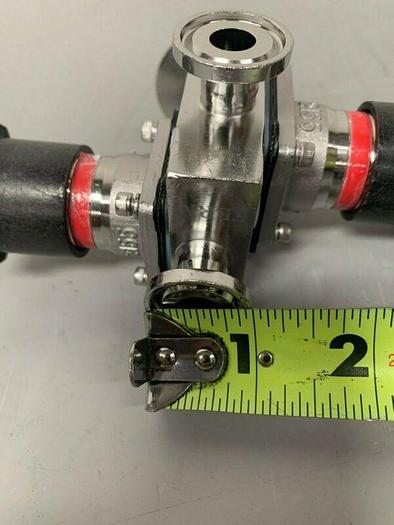 Used ITT Pure-Flo .5-316L-RA20MAX-CWP150 3-way Diaphragm Valve w/ 1/2" Sanitary & 2"