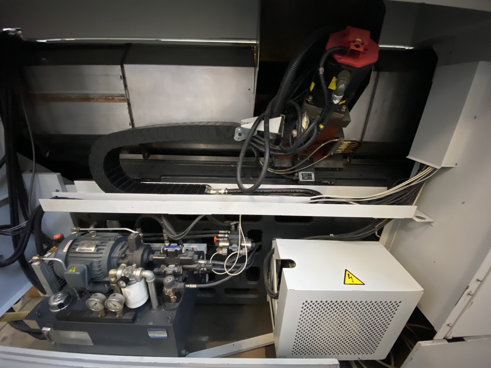 Refurbished 2010 FEELER FT-250LM