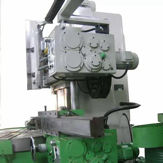 TORNO VERTICAL MESA 1300 mm