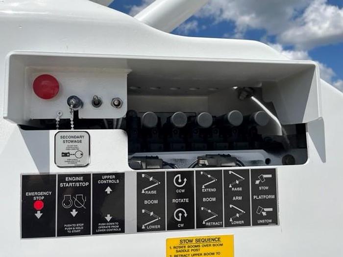 Used Altec AT40G 45ft Bucket Boom on 2013 Ford F550 4x4 Extended Cab Utility Truck – C98558