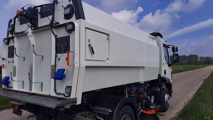 Gebruikt 2021 DAF LF230 FA met Scarab Magnum hydrostatic