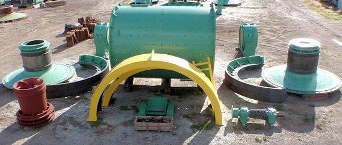Used Mill, Ball, 11' x 14.5', Dominion, No motor #D740103