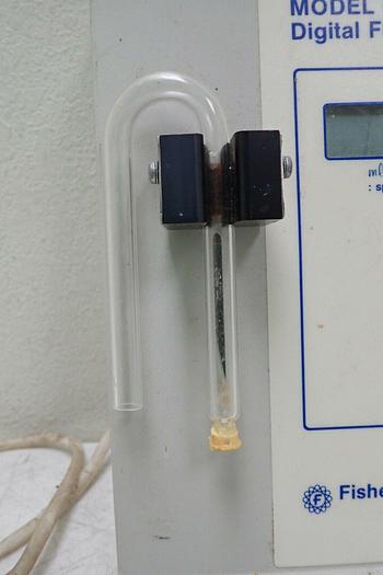 Used Fisher Scientific MODEL 520 Digital Flow Meter Flowmeter