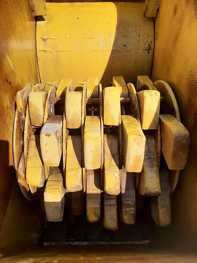 Used Mill, Hammer, Jeffrey, 20" X 24", C/st, 2 Roller Type, #Z475060