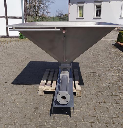 Used Pompa ślimakowa (wnękowa) z lejem zasypowym ,,Bornemann"