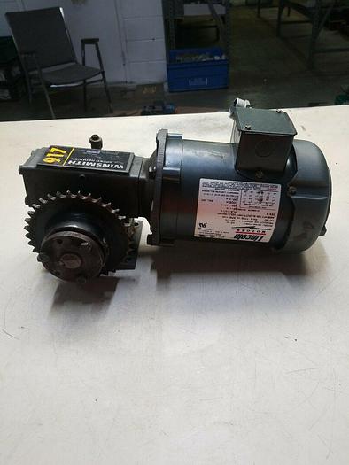 Used LINCOLN, SRF4S0-5TCN6, Winsmith Speed Reducer type se . 917 MDT