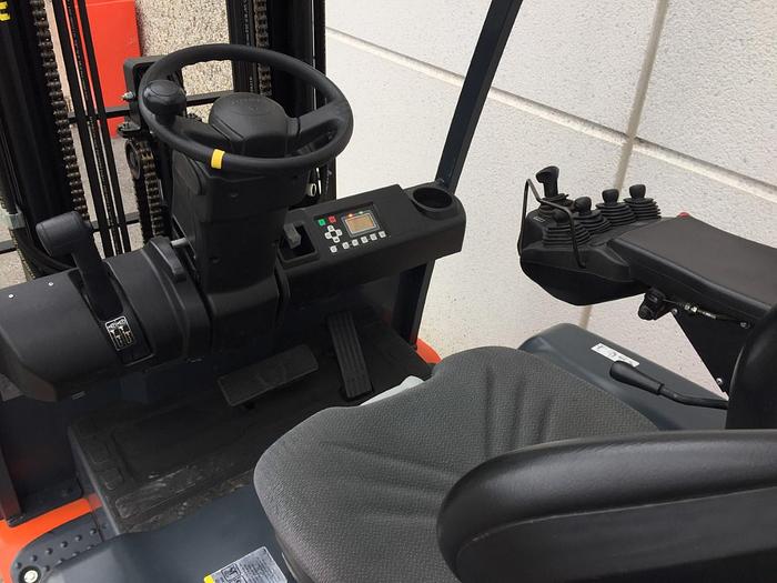 Used 2013 TOYOTA 8FBMT 25