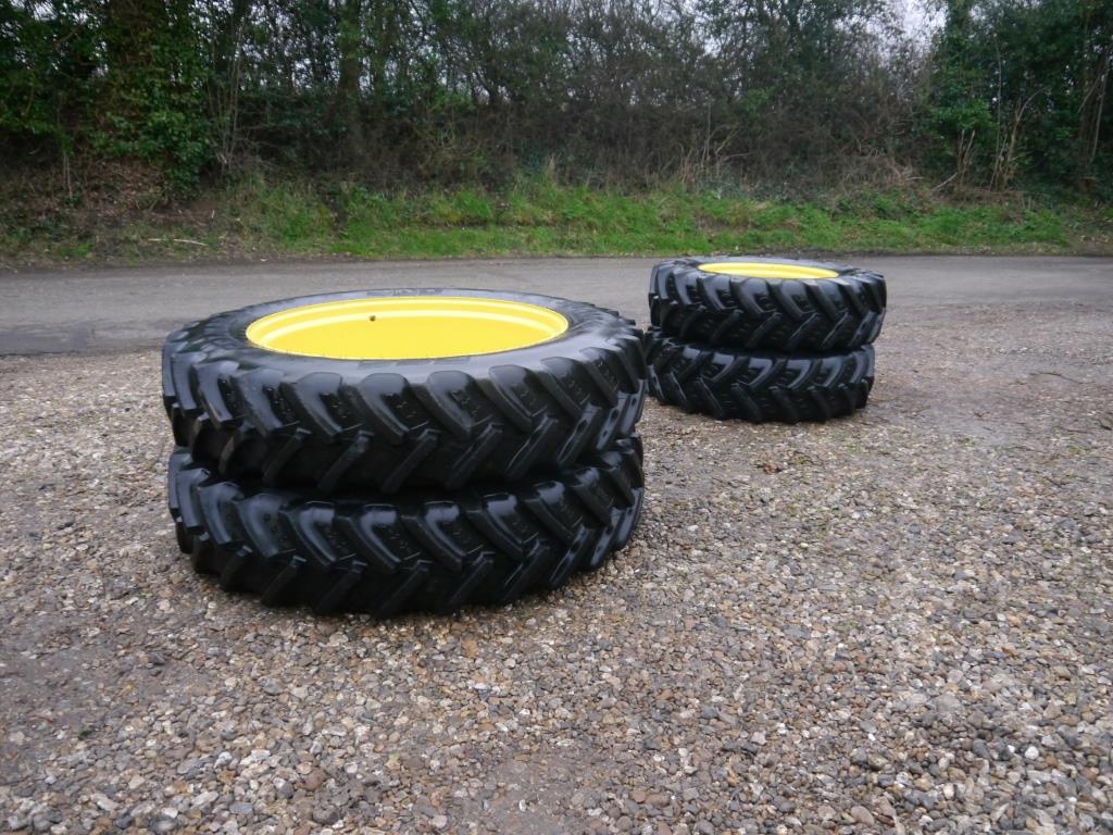 Used John Deere Row Crop Wheels and Tyres