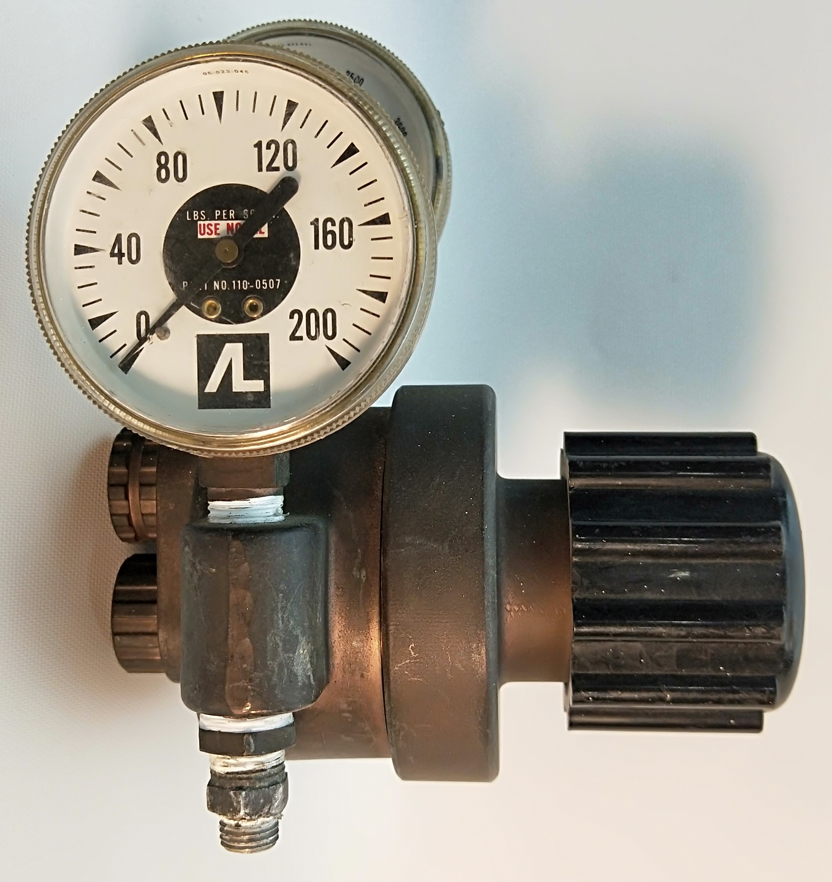 Used Air Liquide Nitrogen Brass Regulator CGA 350 for Sale at