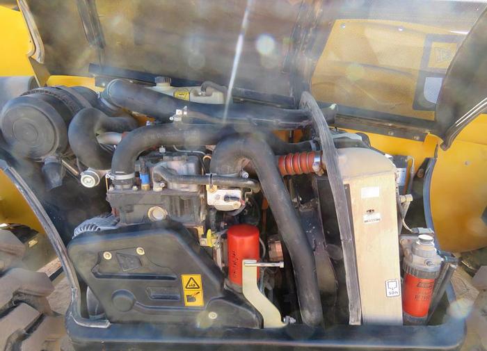 Used 2011 JCB 550-170