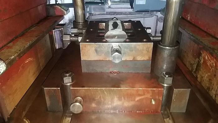 Used Press Knuckle Joint Coining KB8338