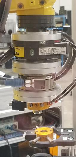 Used FANUC LR MATE 200iC 6 AXIS ROBOT WITH R30iA CONTROLLER