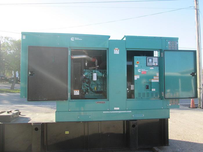 Used 2011 Cummins 100KW Generator