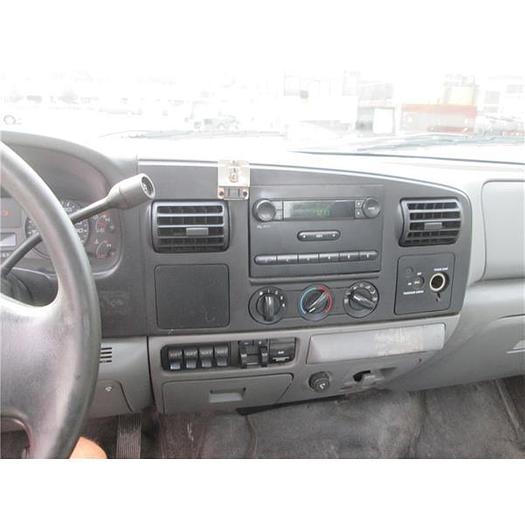 Used 2007 Ford F450 utility truck