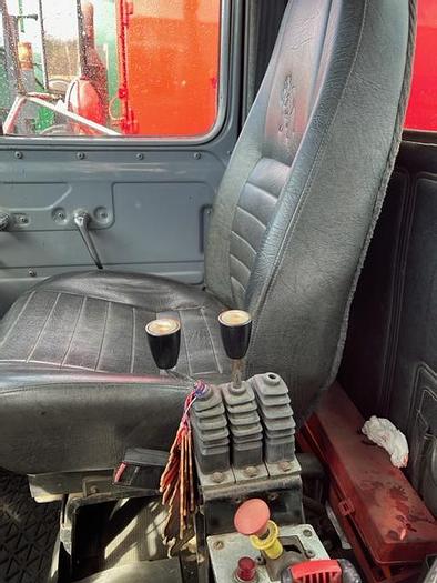 Used MACK ROLL-OFF 1999 RD 690 S GALBRAITH HOIST