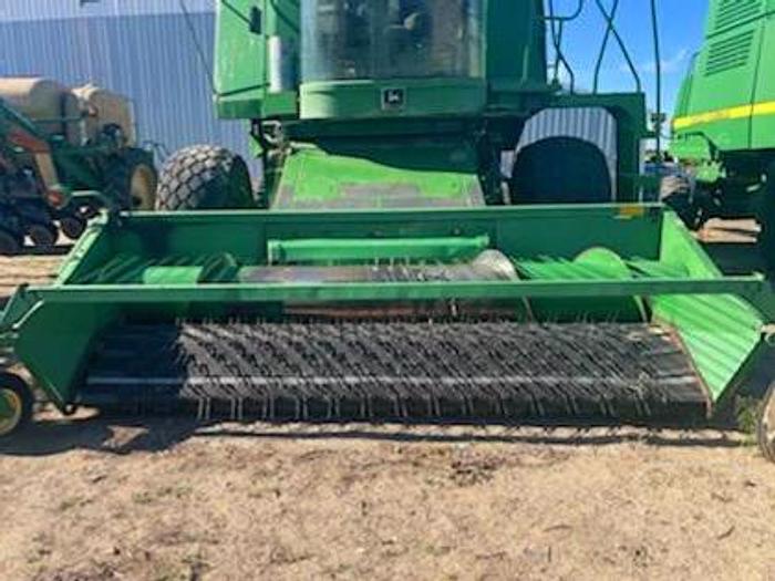 Used John Deere 9600 Combine w/ Pickup Header