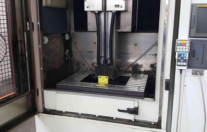Usato 1999 CHARMILLES ROBOFIL 330F